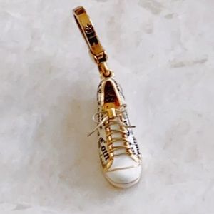 🔺SALE,SALE🔺 Juicy Couture Collectible Charm🎄